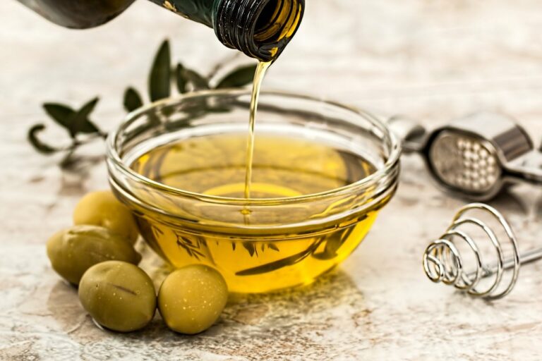 olive-oil-g60215d669_1280